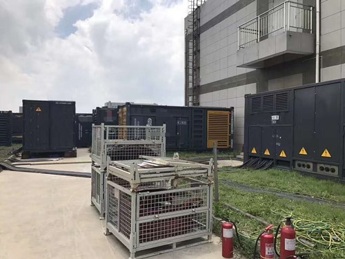 高坪除了定期检查，还有哪些方法可以及时发现接触式转速表探头的磨损？